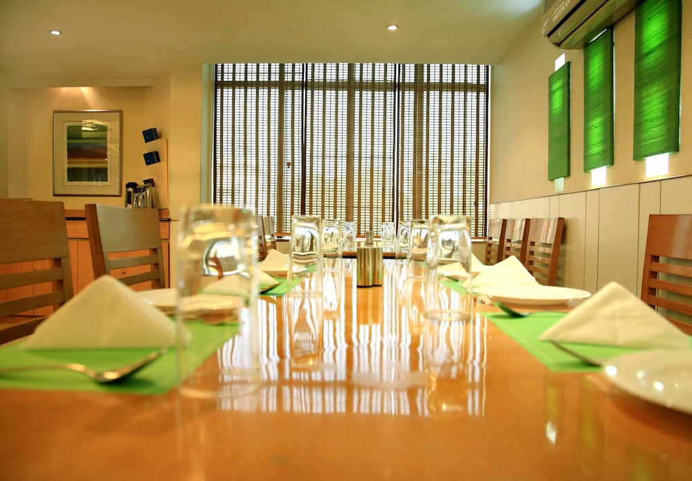 HARRISONS HOTEL 29/31