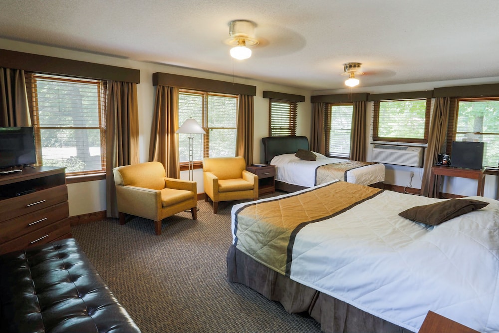 Forrest Hills Mountain Resort 26/72