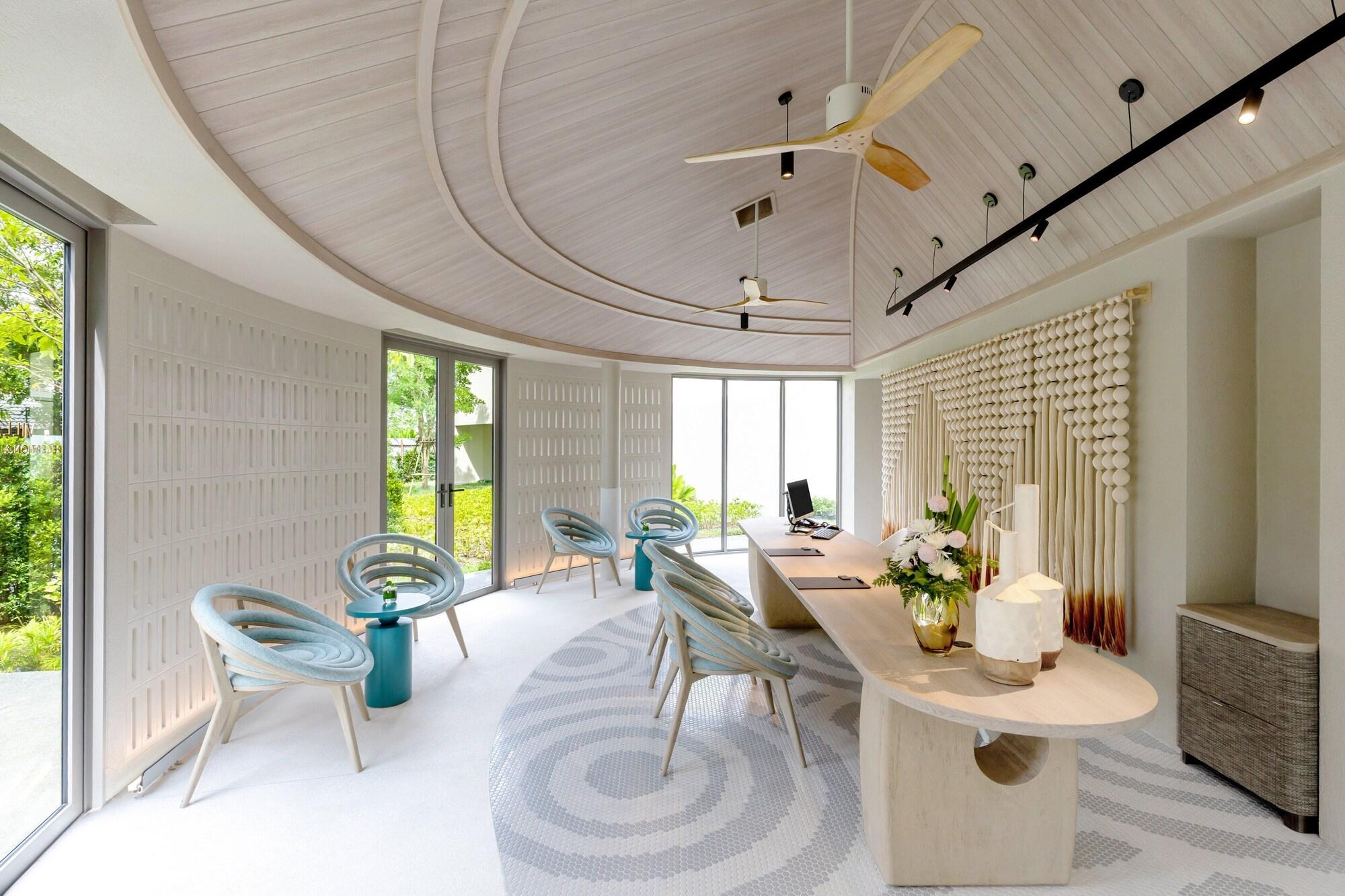Centara Karon Villas Phuket 32/54