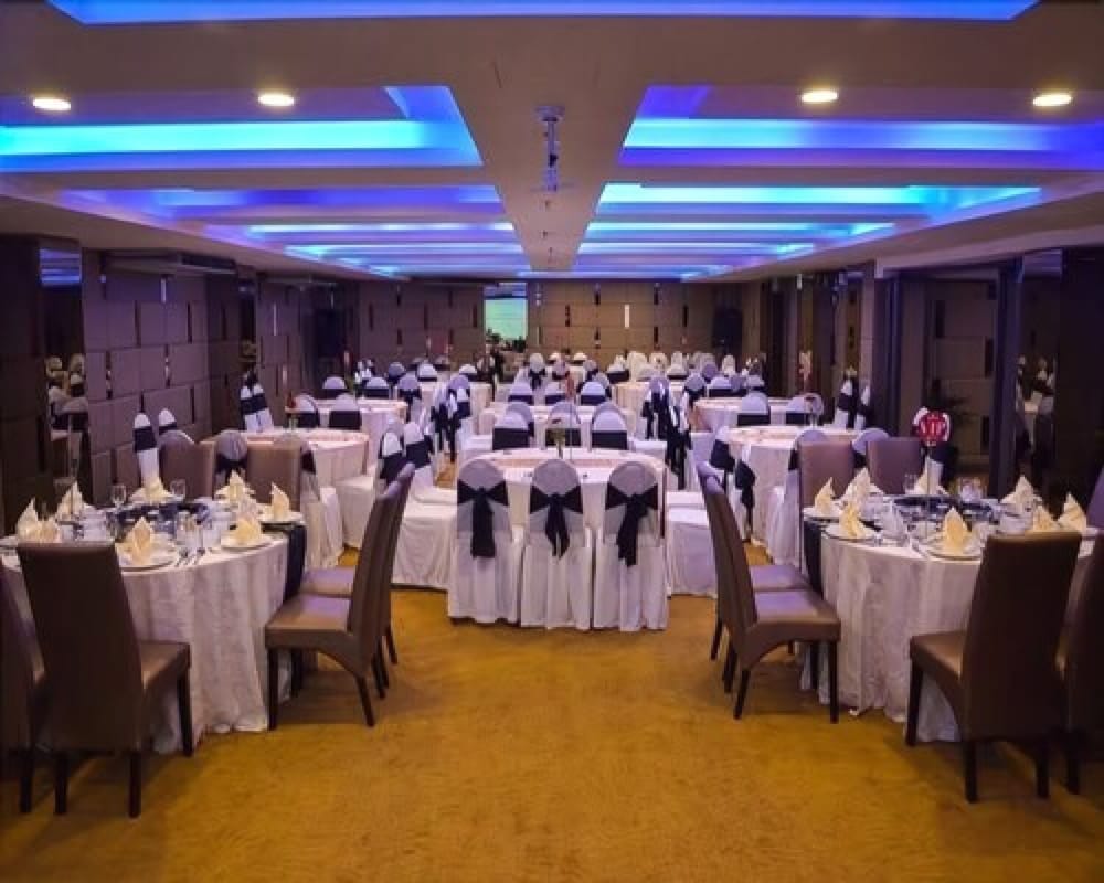 Sani Hotel 19/22