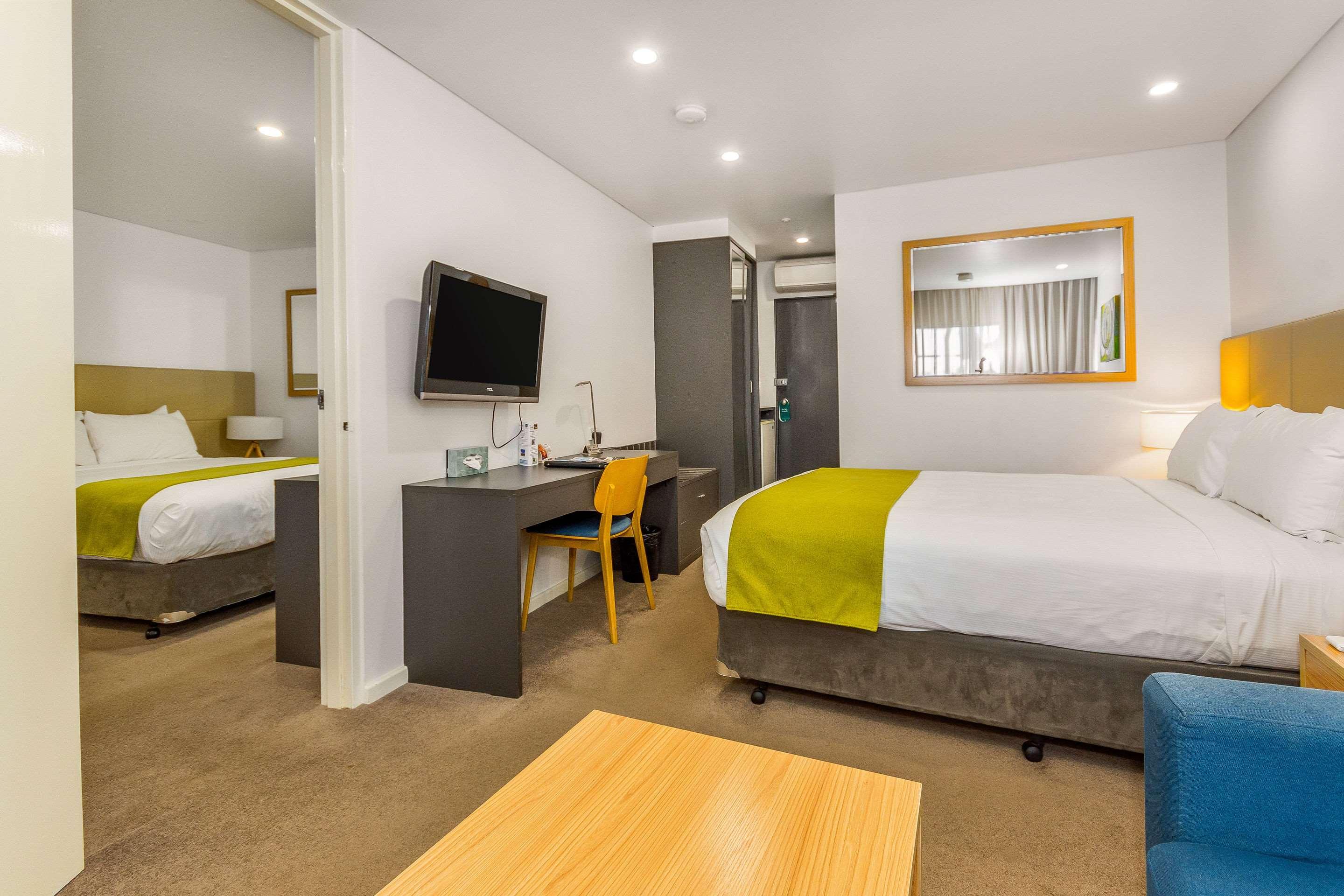 Room, King Bed