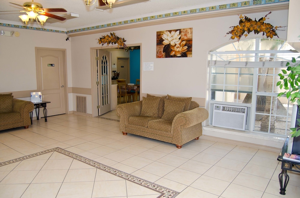 Knights Inn & Suites City Center Edinburg/McAllen 5/22