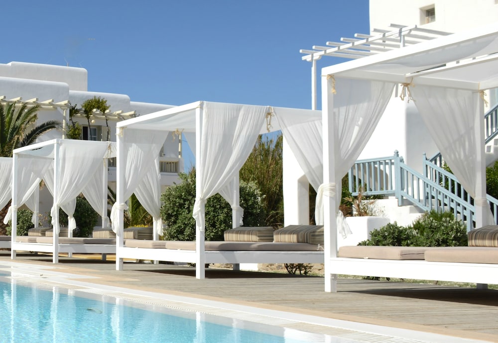 Corfos Hotel 67/74