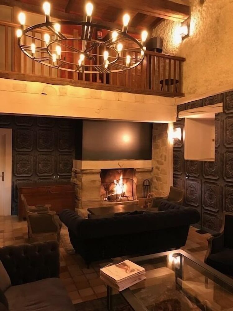 CASTEL DAMANDRE 36/58