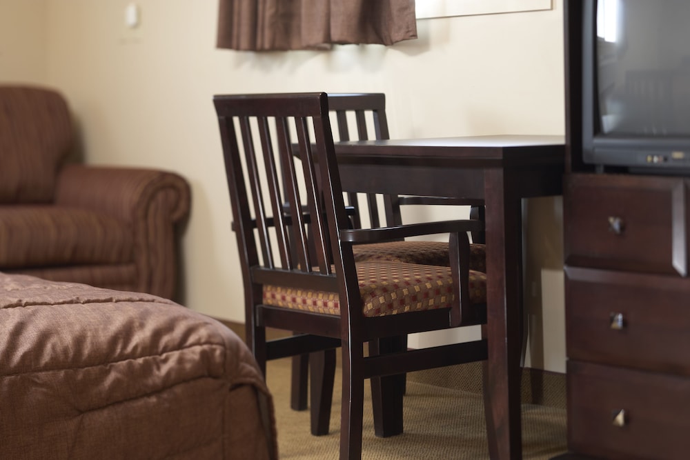 Travel Inn Suites Innisfail 26/46