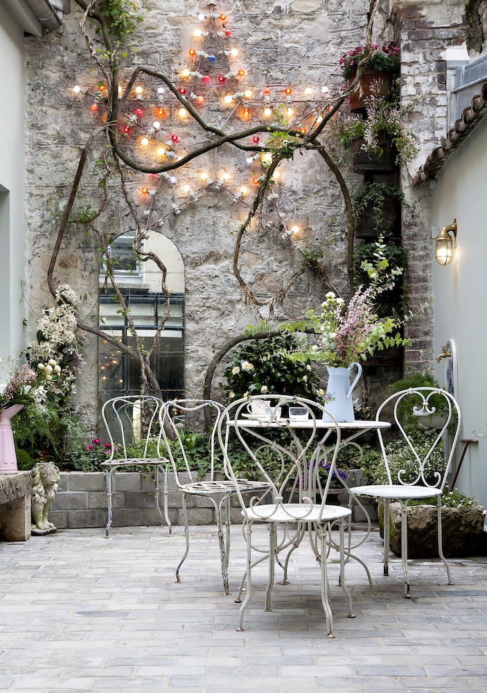 Hotel Henriette(Formerly Residence Les Gobelins) 47/50