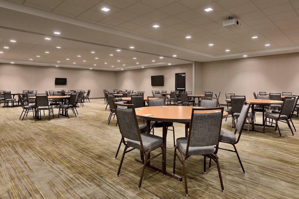 Courtyard By Marriott St Paul Woodbury 43/45