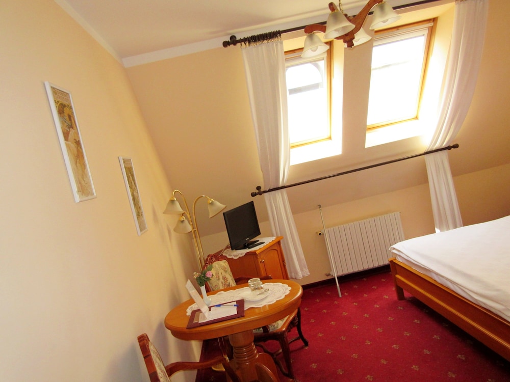 Hotel Opera Prague 19/76
