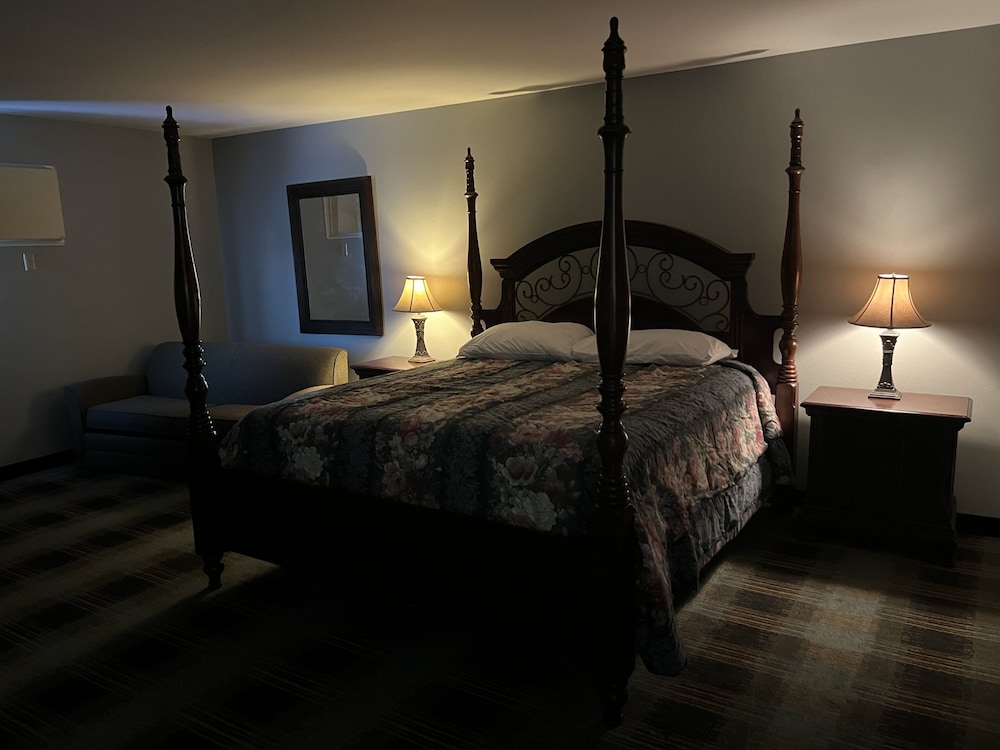 The Ridge Hotel Portage 9/43