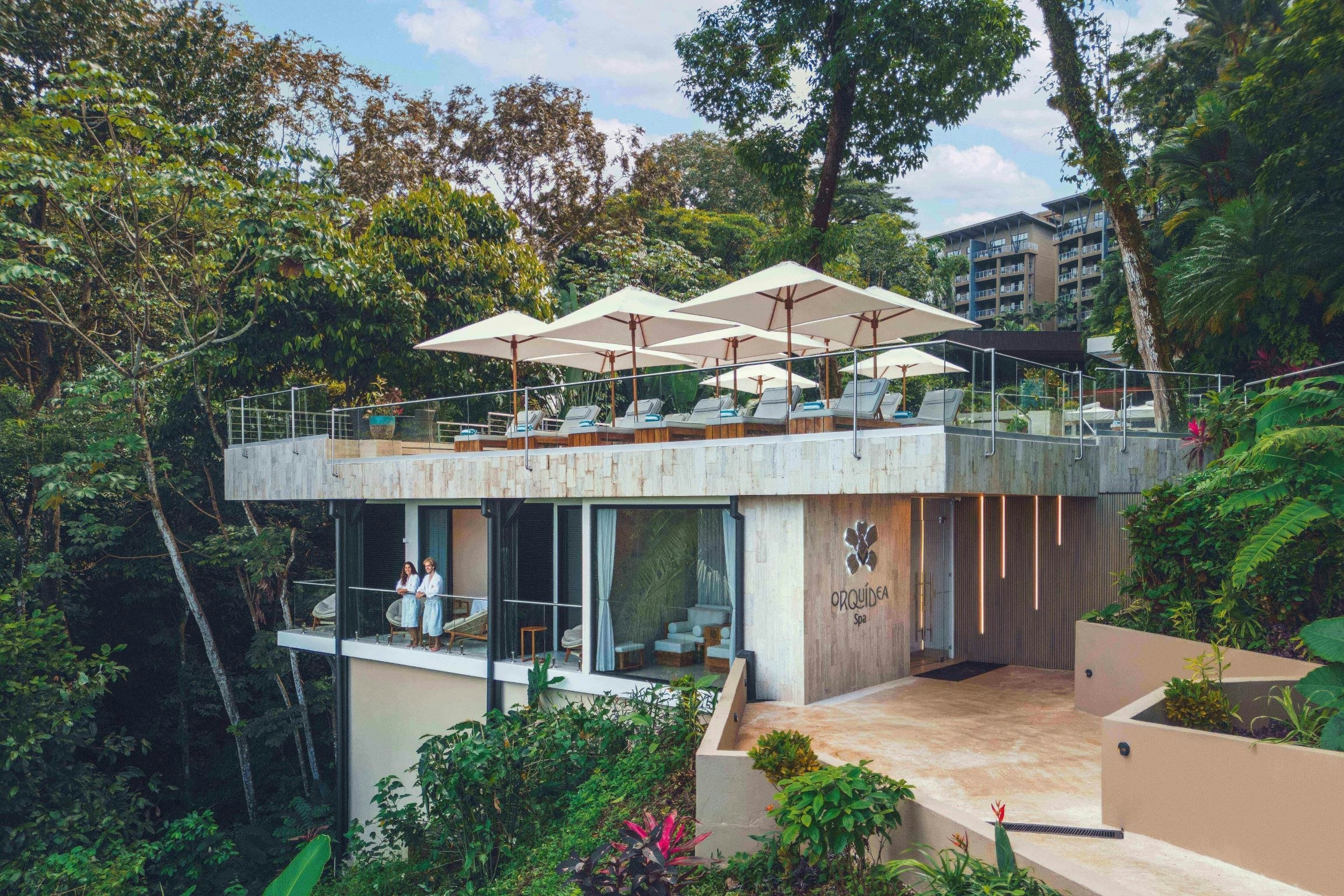 Los Altos Resort 2/82
