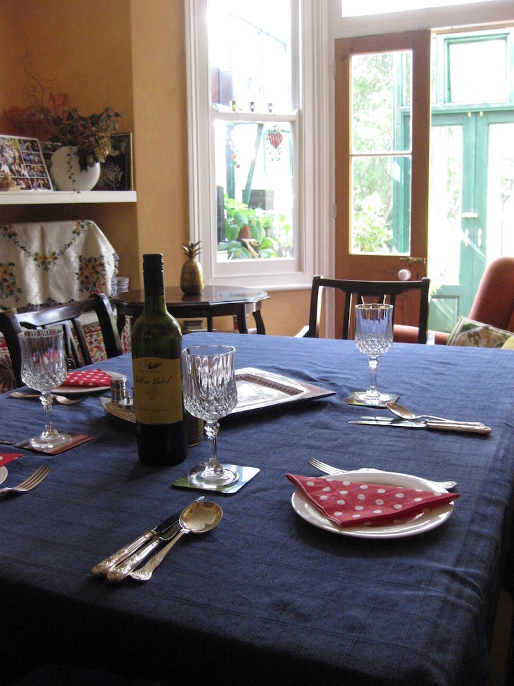 Grove Guest House 12/17