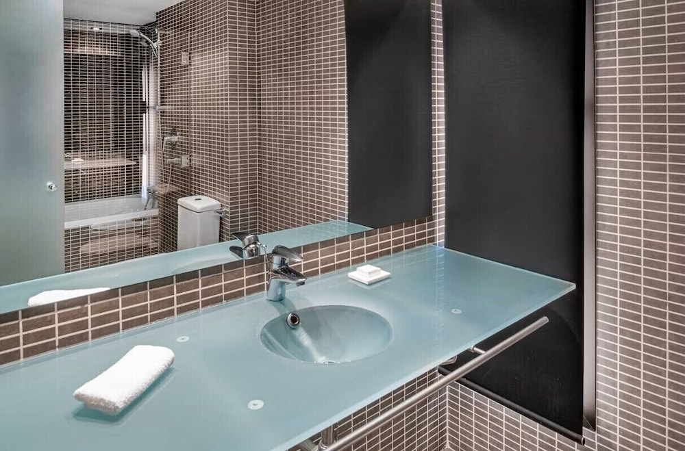 B&B HOTEL Vitoria General Alava 19/20