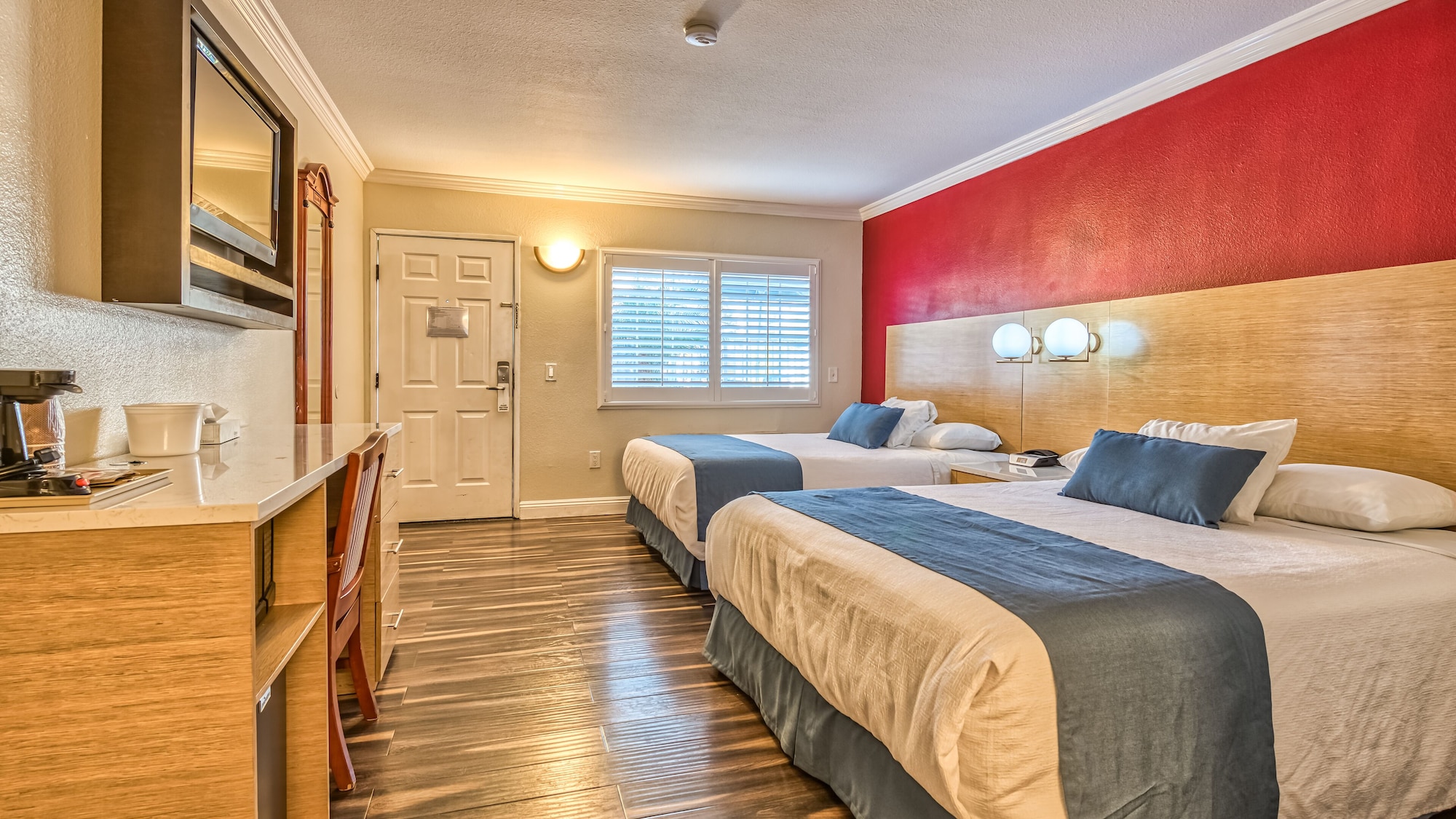 SUPERIOR, 2 QUEEN BEDS