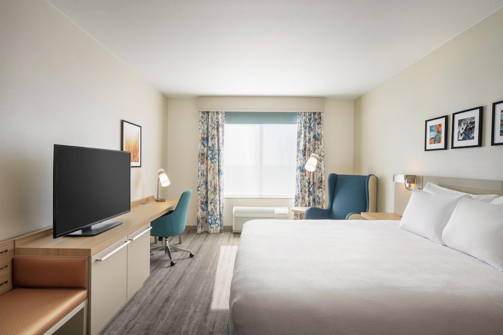ROOM, KING BED