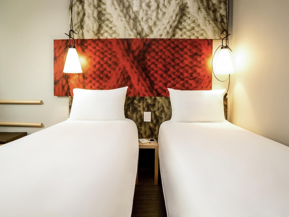 Ibis Mulhouse Bale Aeroport 14/43