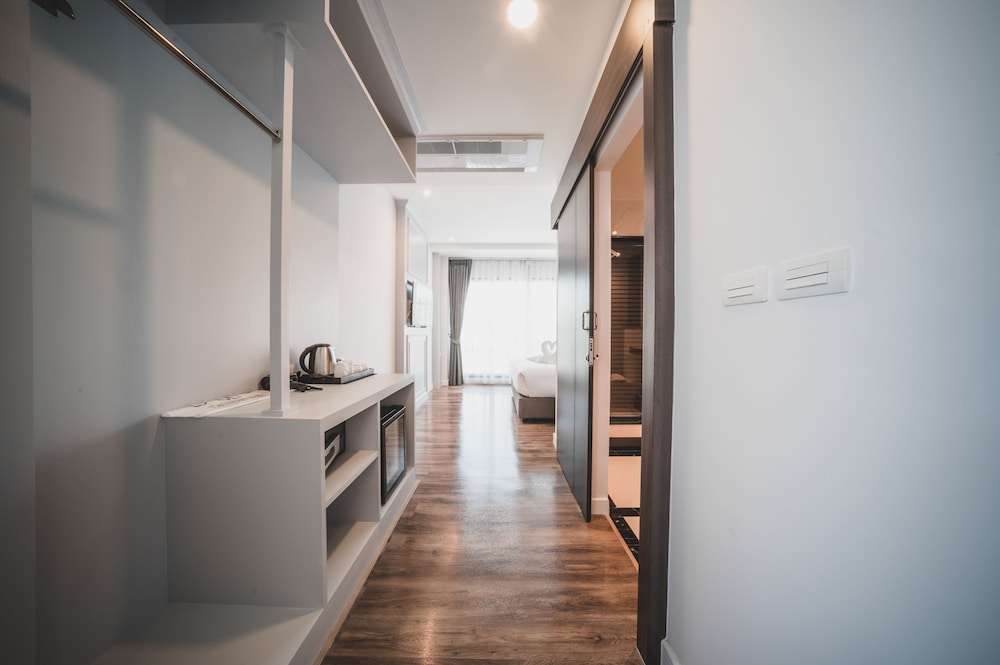 The Wing Boutique Hotel 38/39