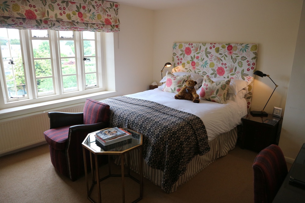 The Manor House 23/66