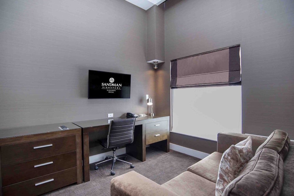 Sandman Signature Kamloops Hotel 38/54