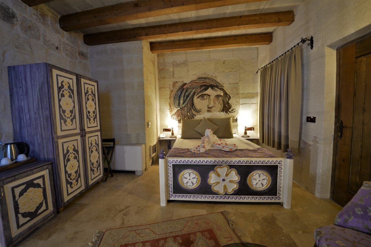 SUITE, DOUBLE BED