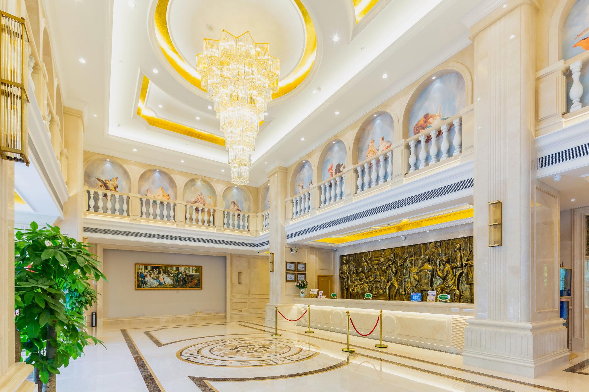 Vienna Hotel (Foshan Yihuan Lishui) 22/60
