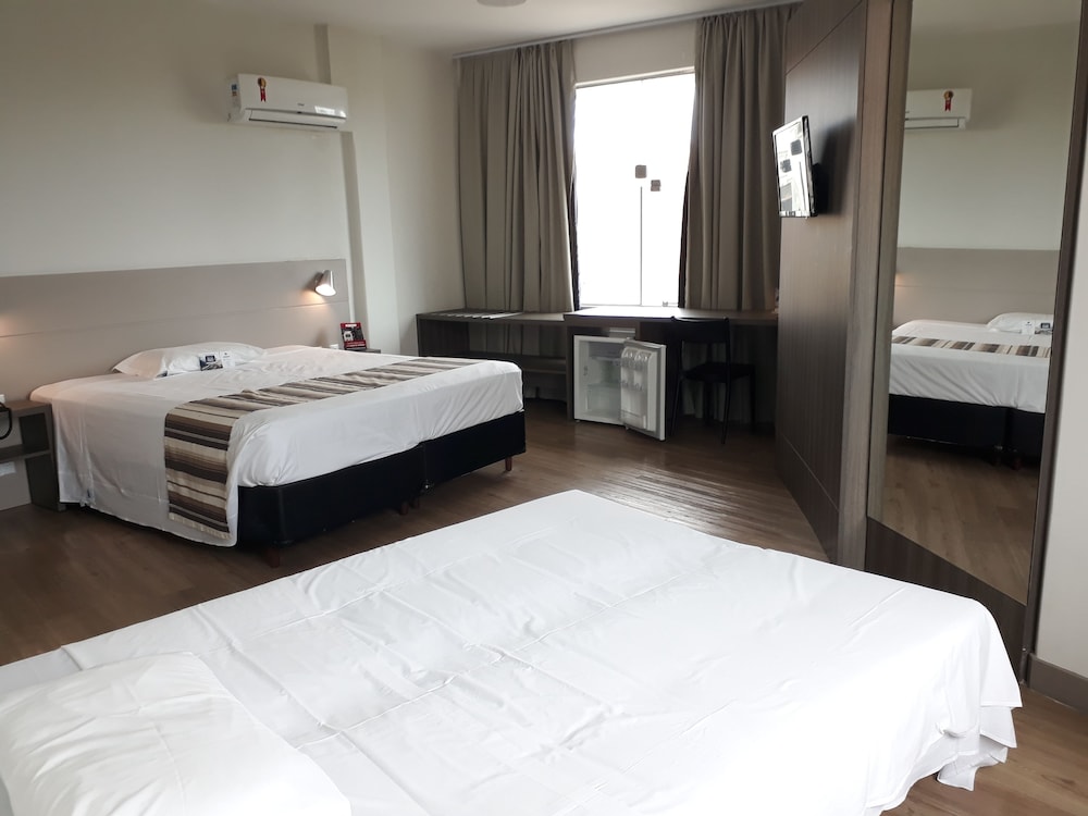 Valerim Itajai Hotel 8/48