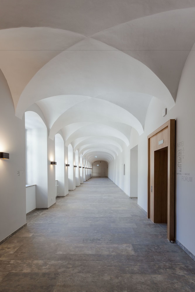 Katholisch-Soziales Institut 35/42