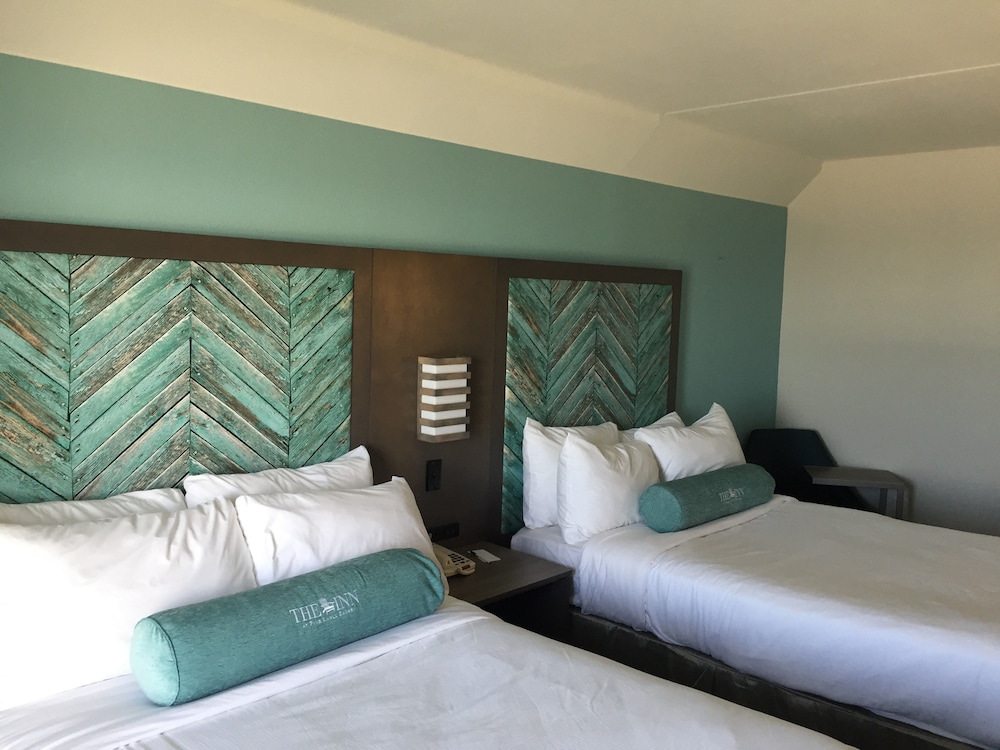 The Inn At Pine Knoll Shores 23/61