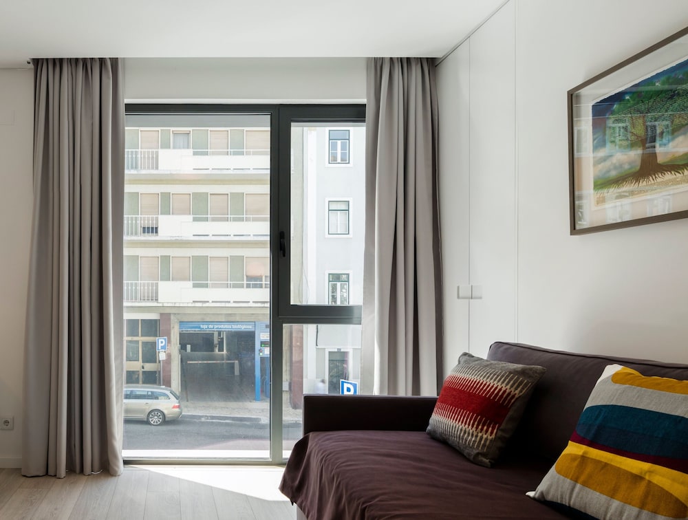 Lisbon Serviced Apartments Parque 35/66