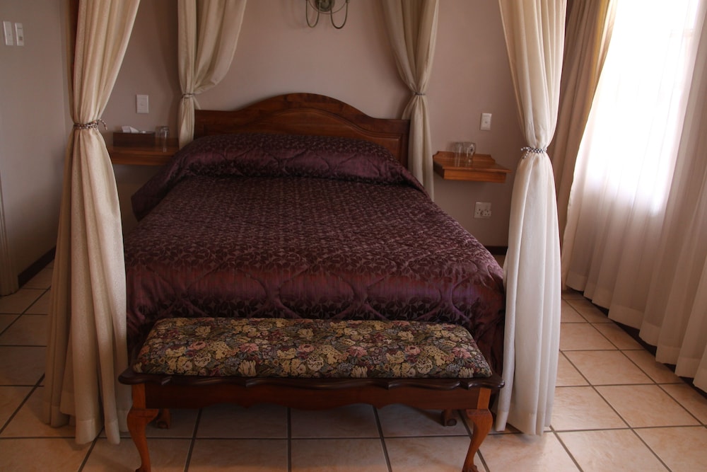 Red Mountain House 12/30