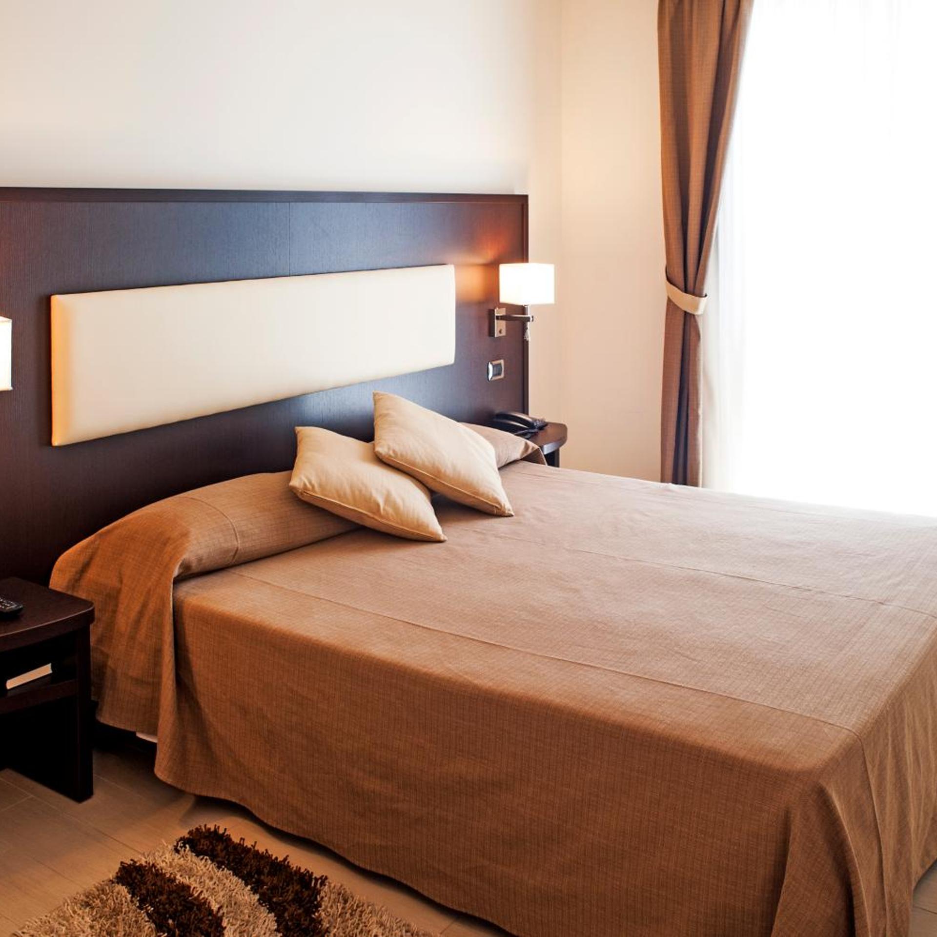 Hotel Welcome 12/61