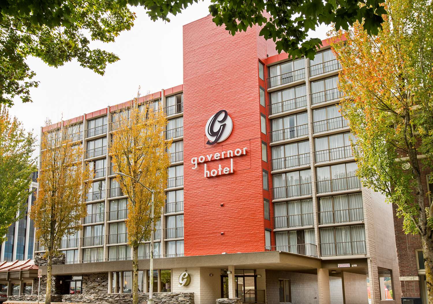Red Lion Inn & Suites Olympia, Governor Hotel 5/37
