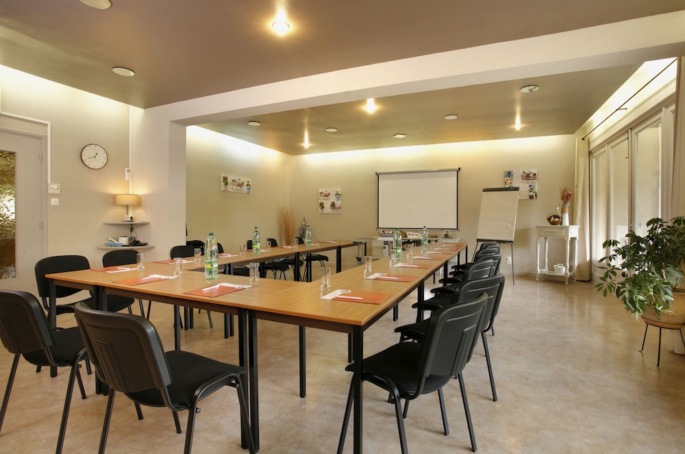 Logis Hotel Medieval, Montelimar Nord 42/50
