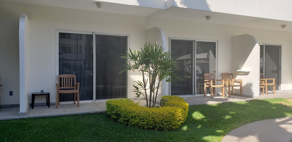 Hotel Casa Francisco Cuernavaca 45/46