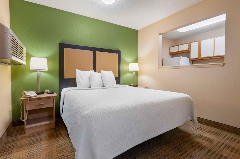 Extended Stay America - Greensboro - Airport 18/59