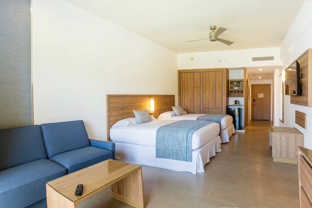 RIU Emerald Bay All Inclusive 10/50