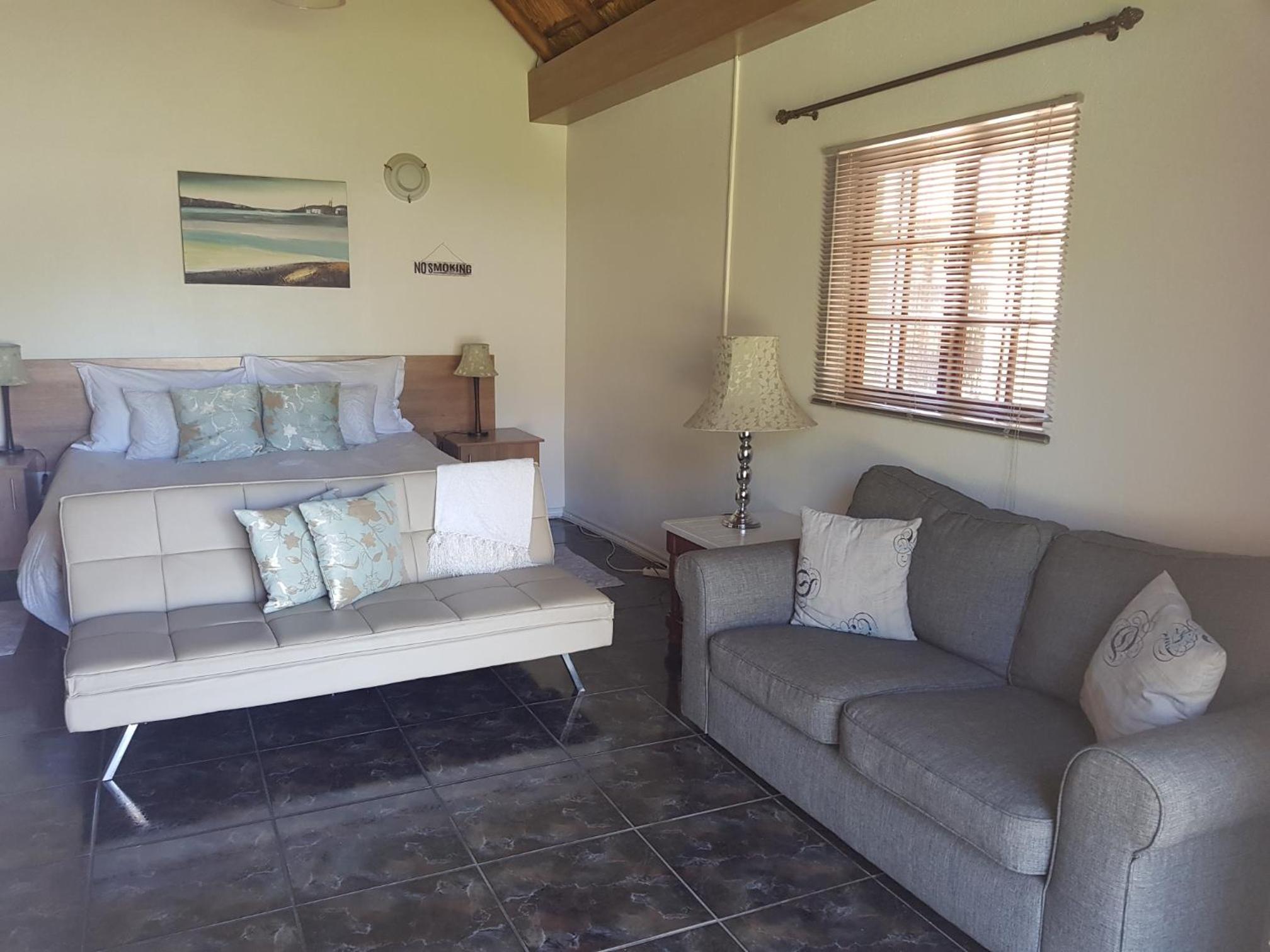 12 On Vaal Drive Guest House 2/15
