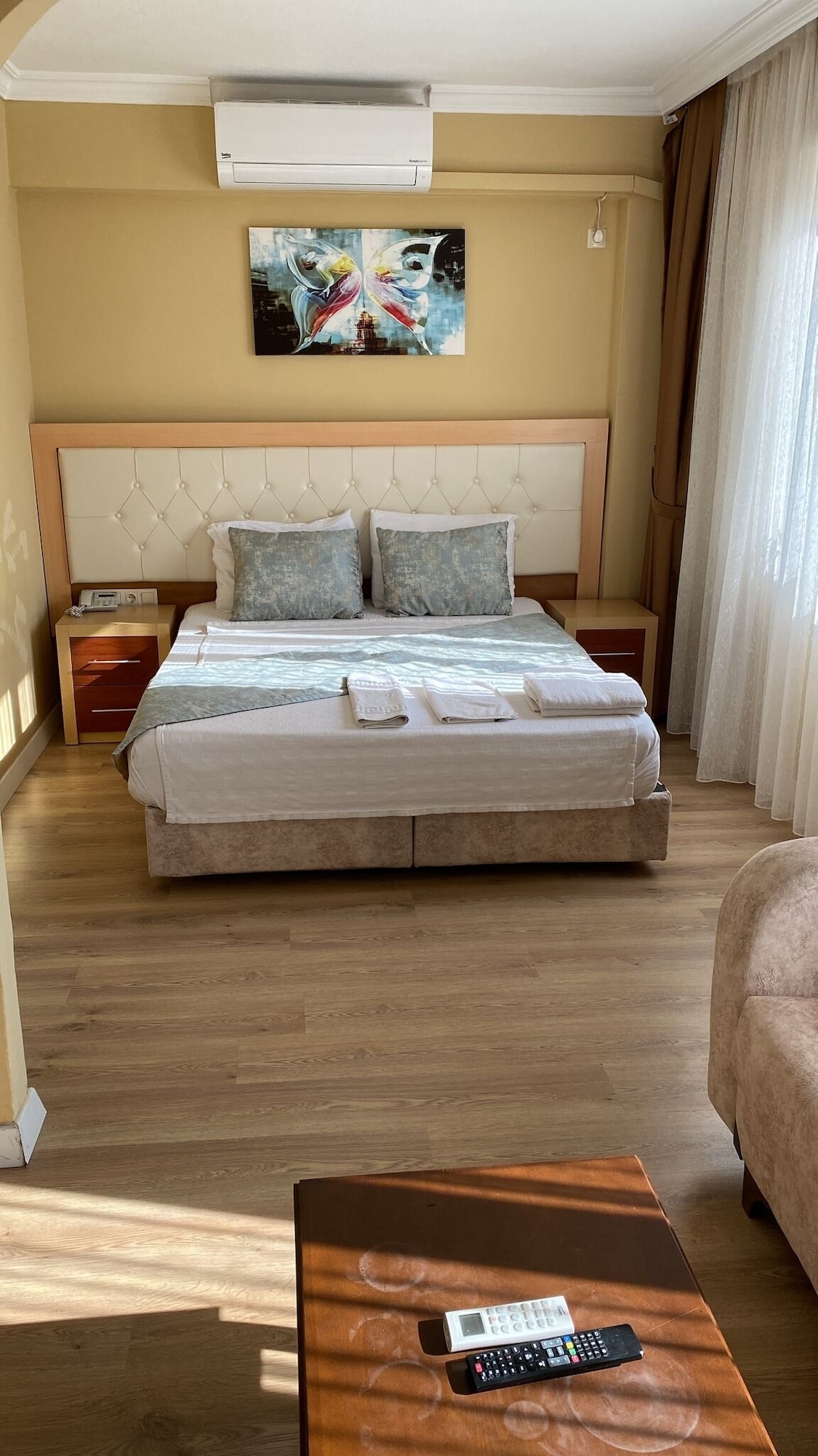 COMFORT, DOUBLE OR TWIN BED