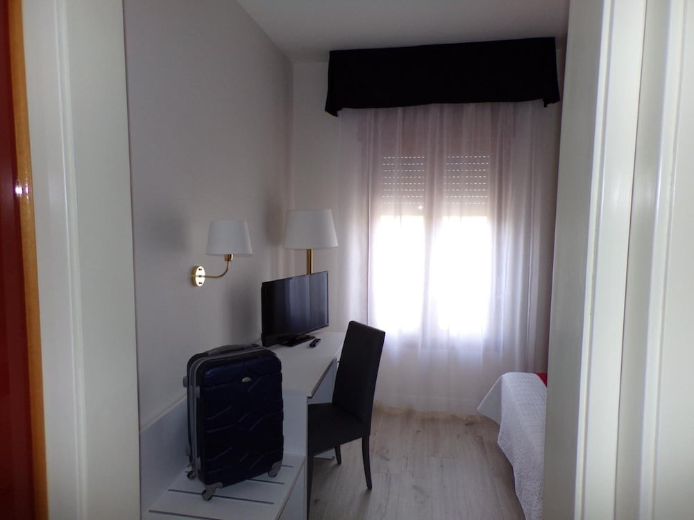 Hotel Master 28/36