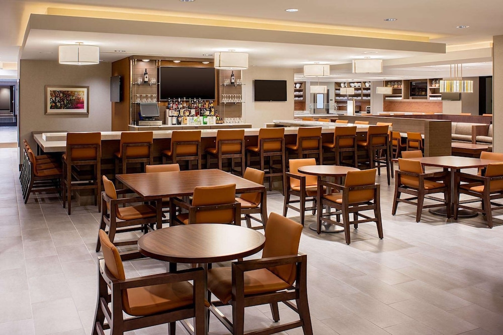 Hyatt House New Orleans/Downtown 55/74