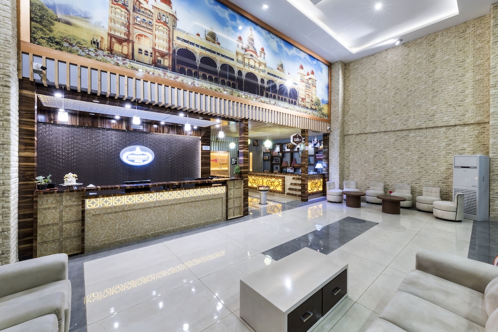 T S Royal Grand Hotel photo5