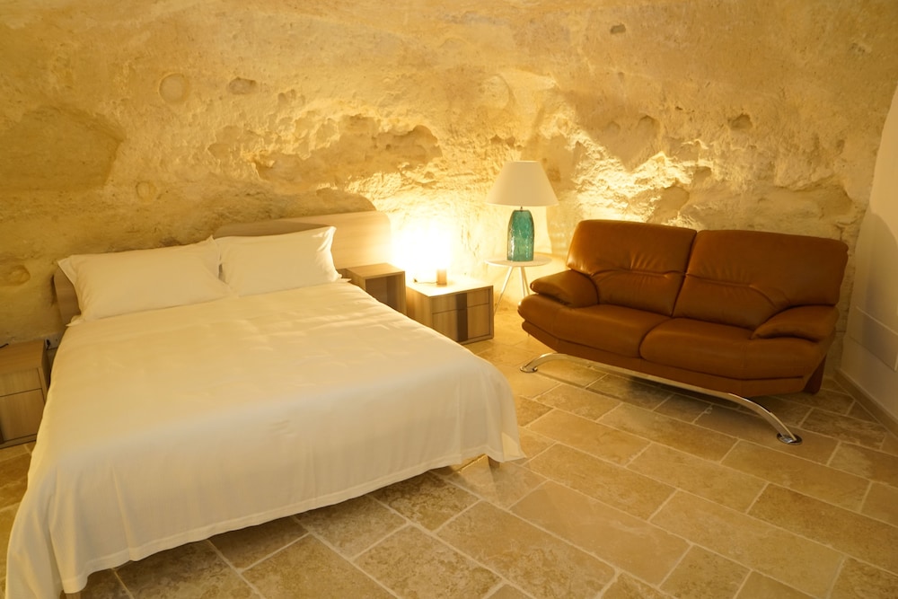 Cinque Elementi Sassi Matera 7/50