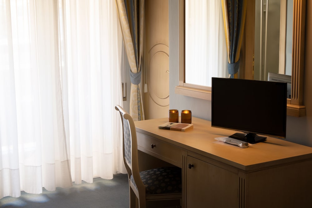 Hotel Salus Terme 33/35