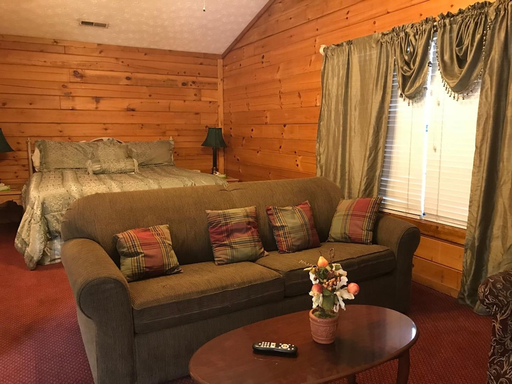 River Place Inn 24/50