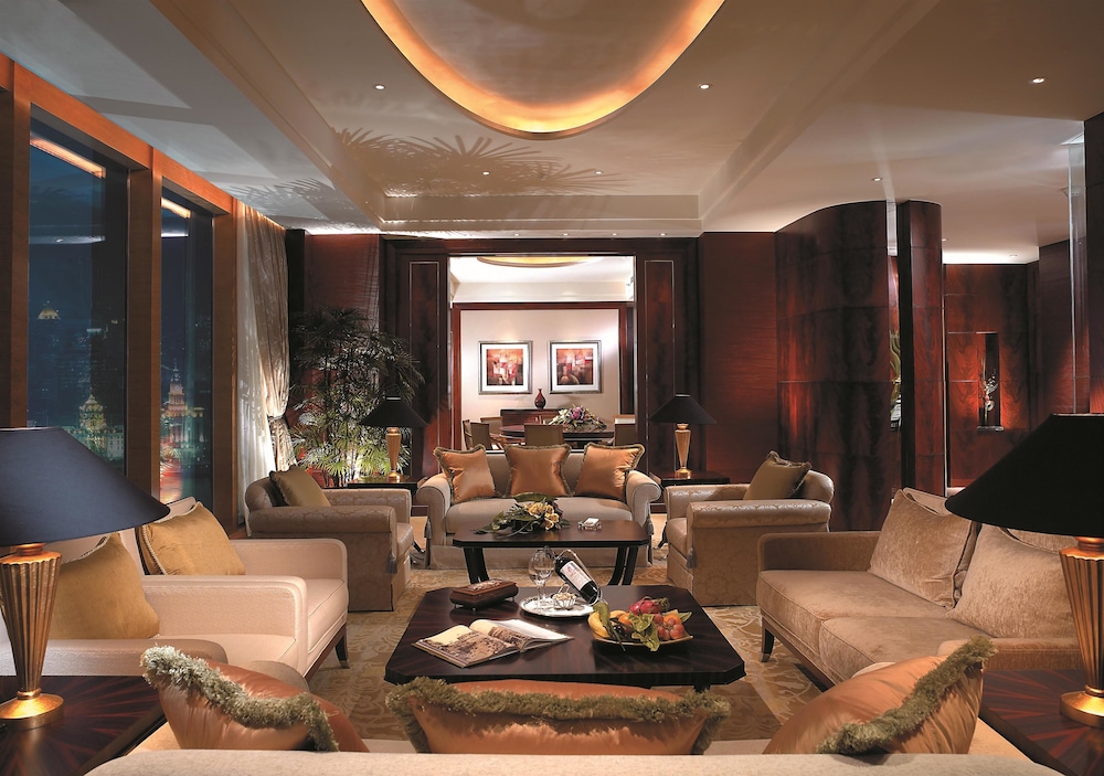 Pudong Shangri La 56/77
