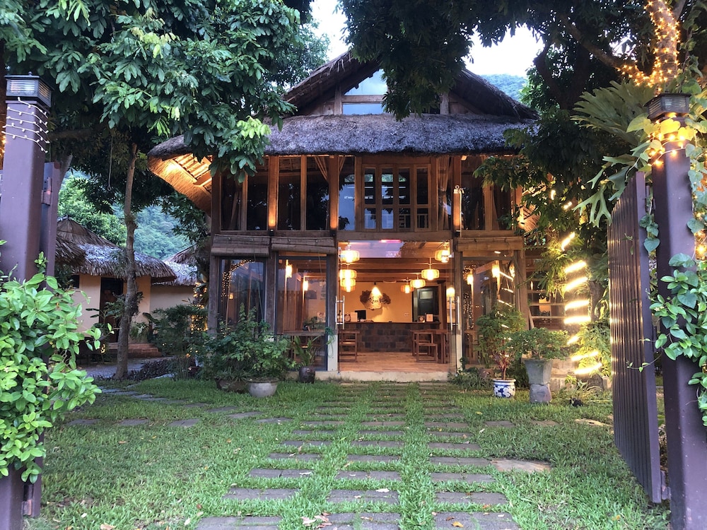 Mai Chau Villas 4/64