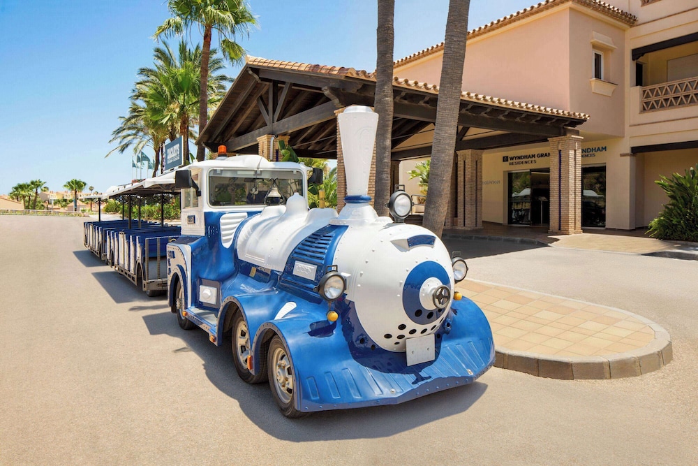 Wyndham Grand Costa del Sol 38/47