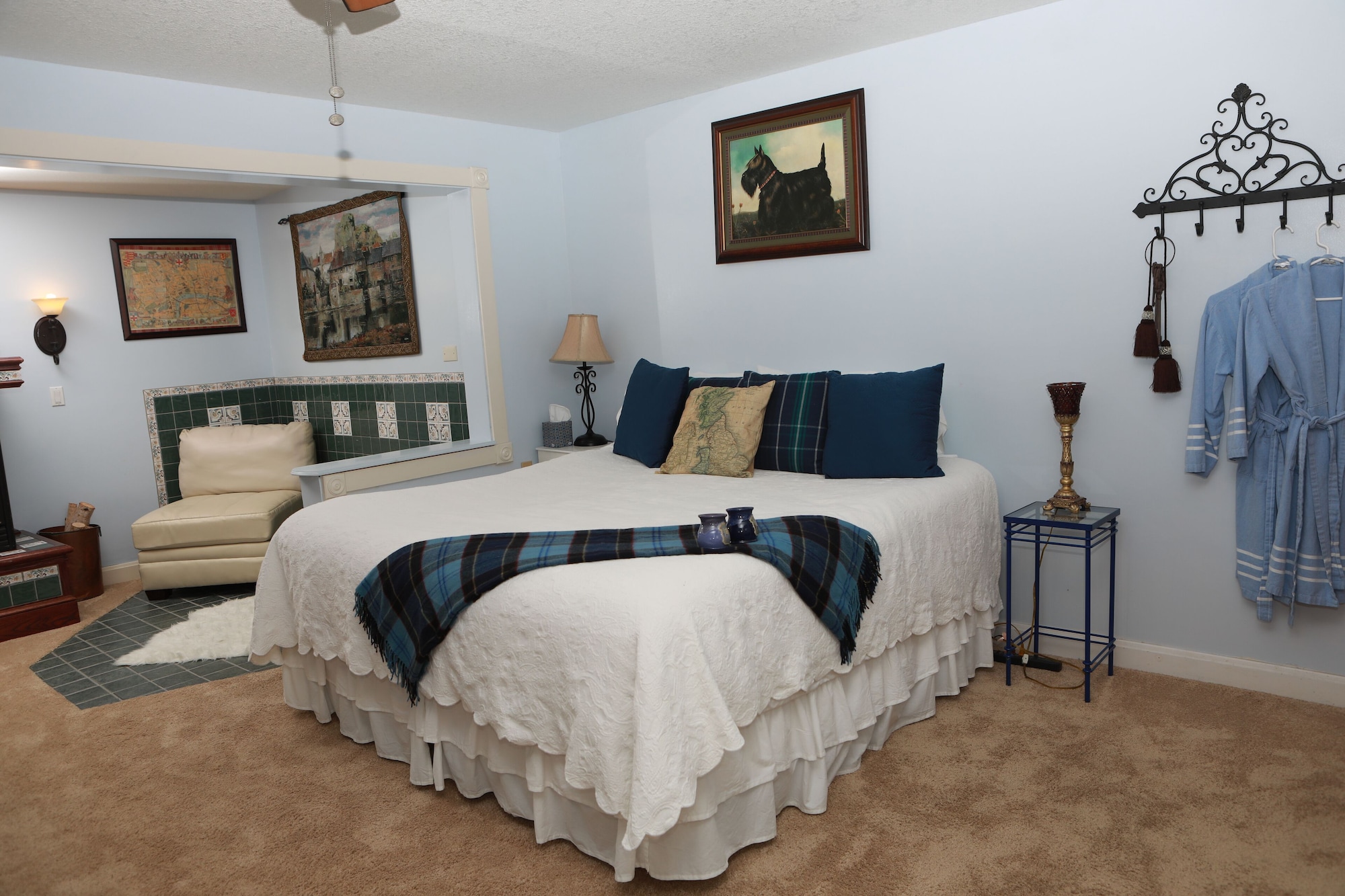 Superior, Cottage, Suite, King Bed