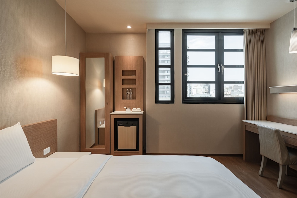 Kindness Hotel - Kaohsiung Main Station 24/51