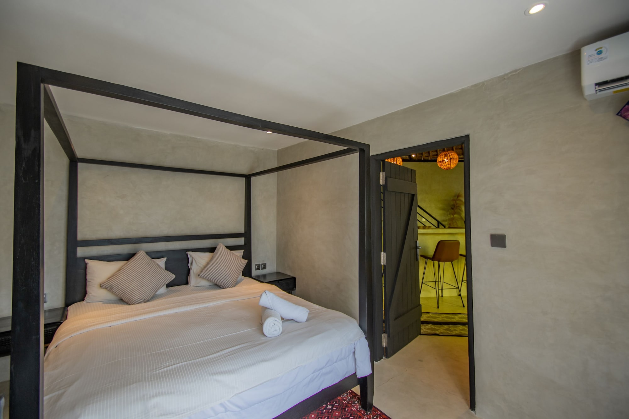 2 BEDROOMS, VILLA, PRIVATE POOL