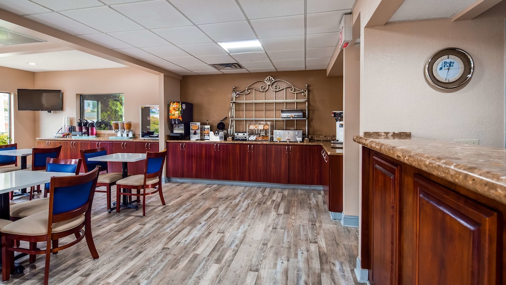 Best Western Royal Inn 6/52